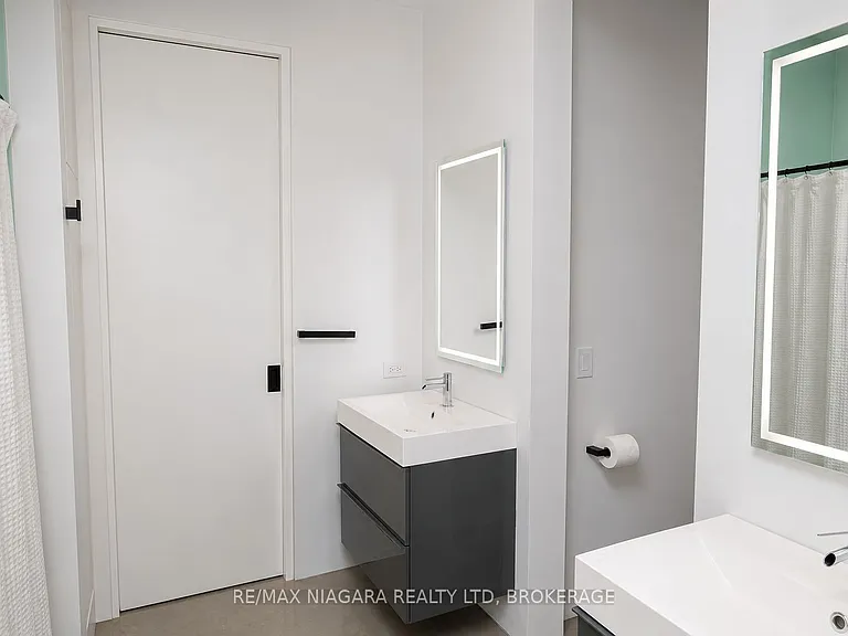 1 Timber Ln — Photo 17