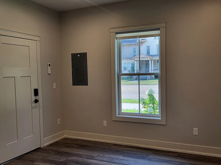 1113 Center Ave #101 — Photo 7