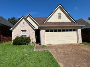 10092 Cross Valley Dr, Cordova, TN 38018