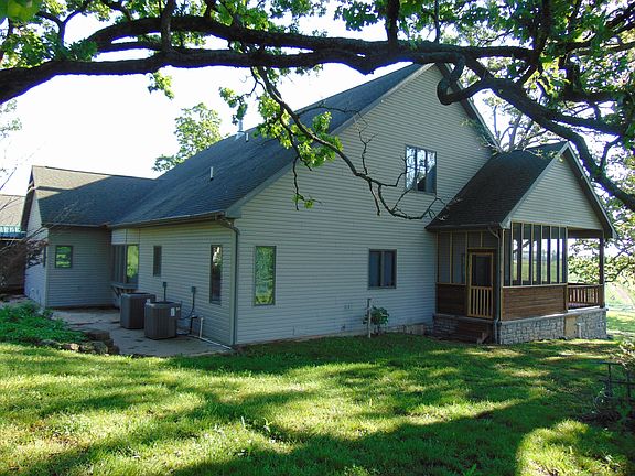 3rd image of 14685 Farm Road 1095