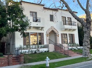 137 S Canon Dr #7-2, Beverly Hills, CA 90212