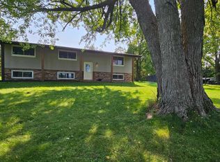 498 70th Ave, Clayton, WI 54004