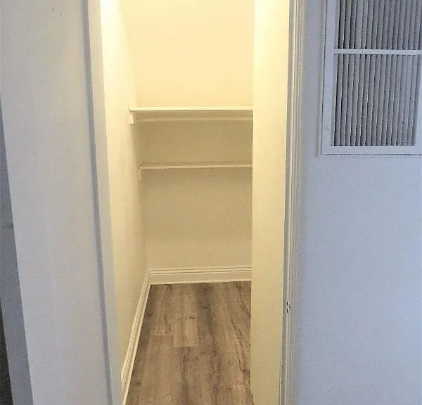 227 S Gale Dr #4 — Photo 21