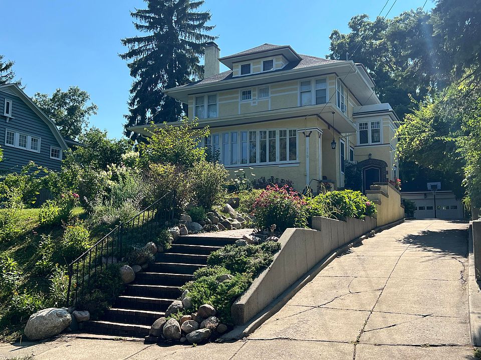 1st image of 119 Prairie Ave