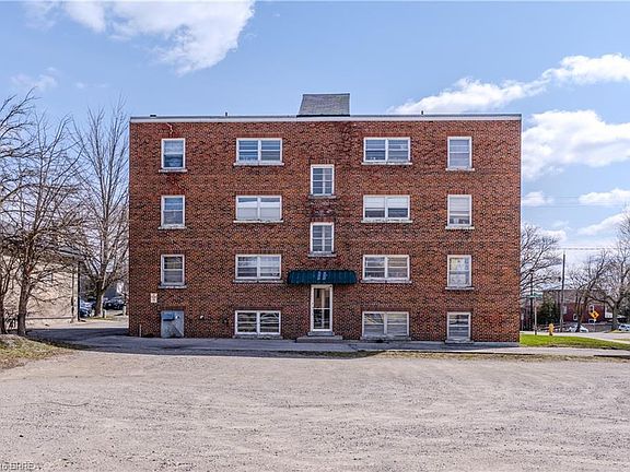 2nd image of 88 Charlotte St