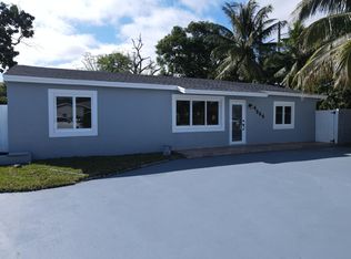 4964 SW 12th St, Pompano Beach, FL 33317