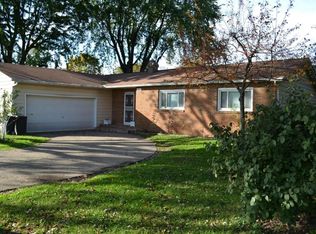 82 Blacks Rd, Pataskala, OH 43062