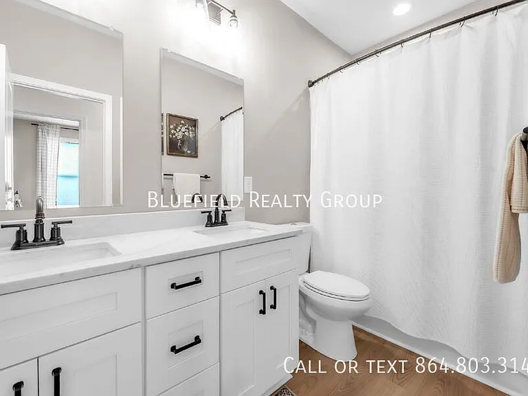 713 Rockcliff St — Photo 28