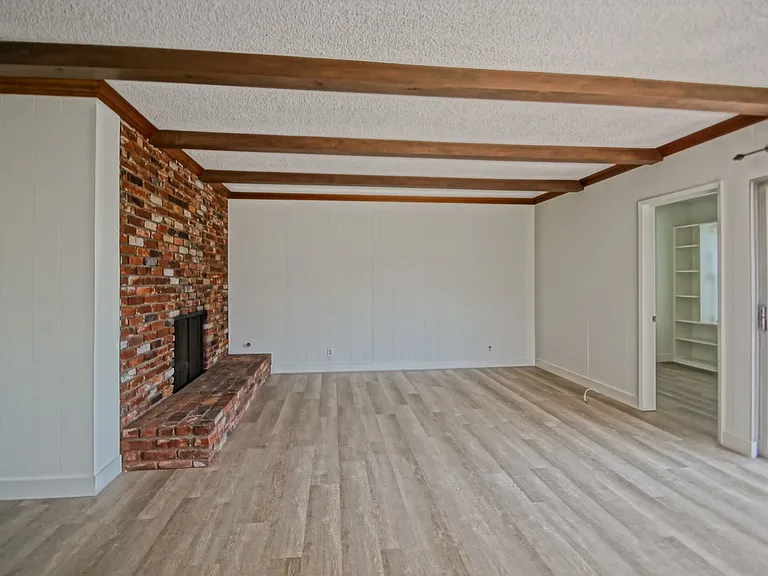 5512 Wiseburn St — Photo 15