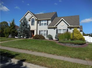 2805 English Ln, Whitehall, PA 18052