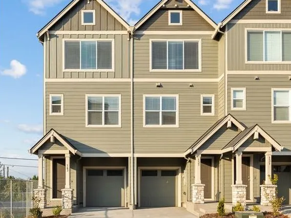 956 SW 2nd Way, Troutdale, OR 97060