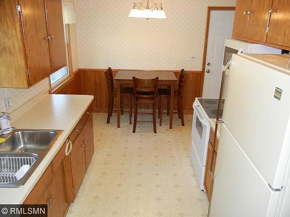 4th image of 6310 Van Buren St NE