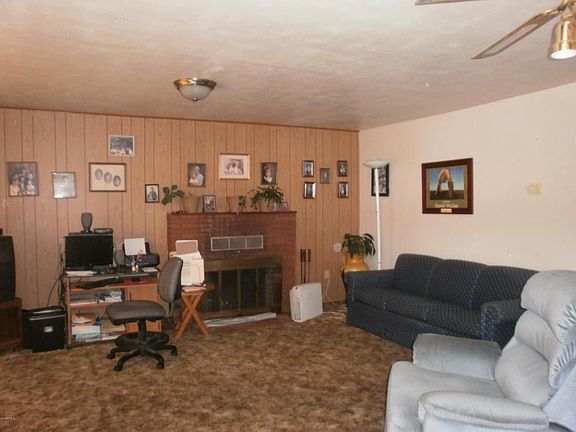 3rd image of 706 W Washington Ave