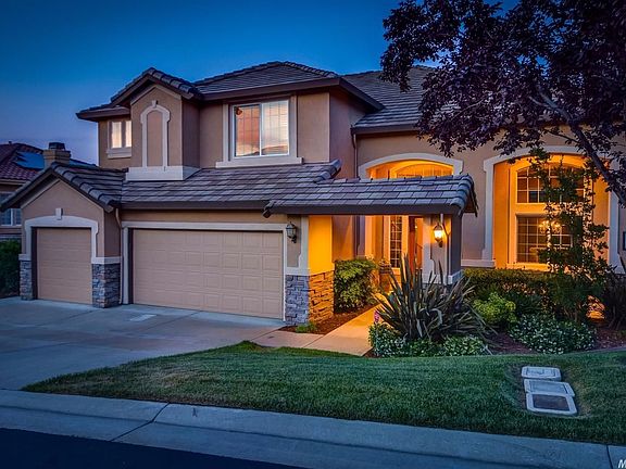 3rd image of 5109 Mertola Dr