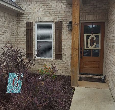 2nd image of 127 Cross Creek Dr