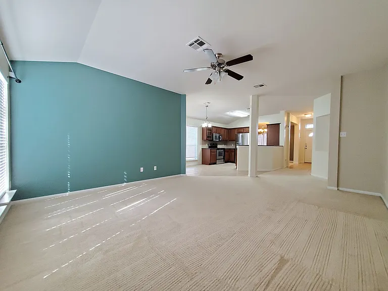 6304 Taree Loop — Photo 12