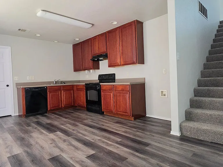 8808 Chaps Ave — Photo 6