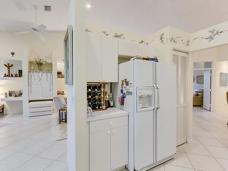 4702 Carlton Golf Dr — Photo 2