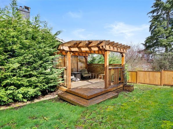 3039 Lashman Ave, North Cowichan, BC V9L 1C8