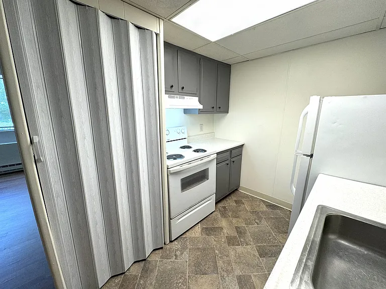 42 Maple Ave #2 — Photo 9