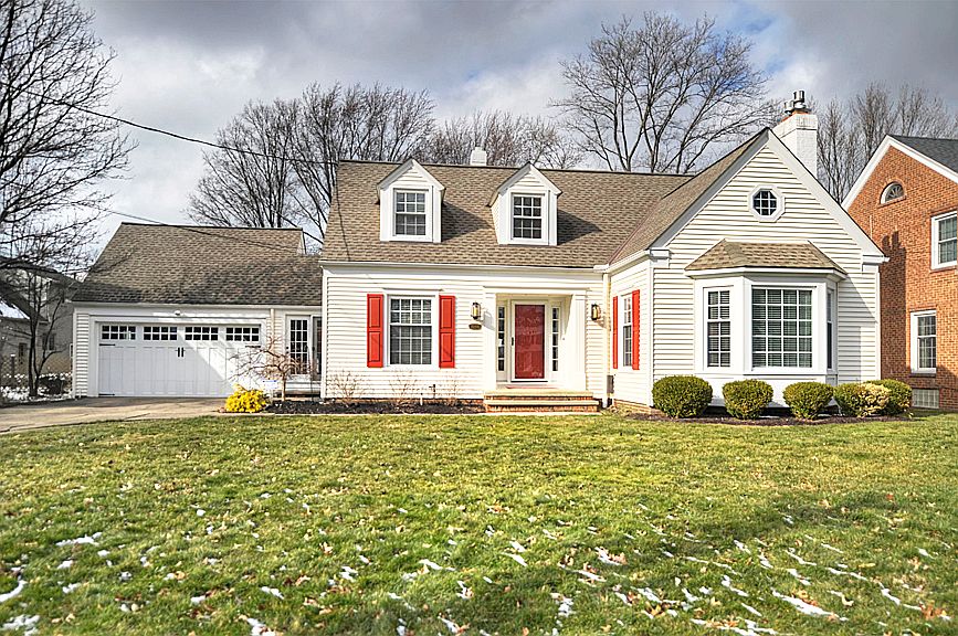 1st image of 20916 Beaconsfield Blvd