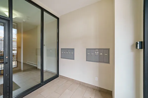 Rented by Corcoran | media 15