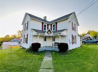 317 Central St, Hopedale, OH 43976