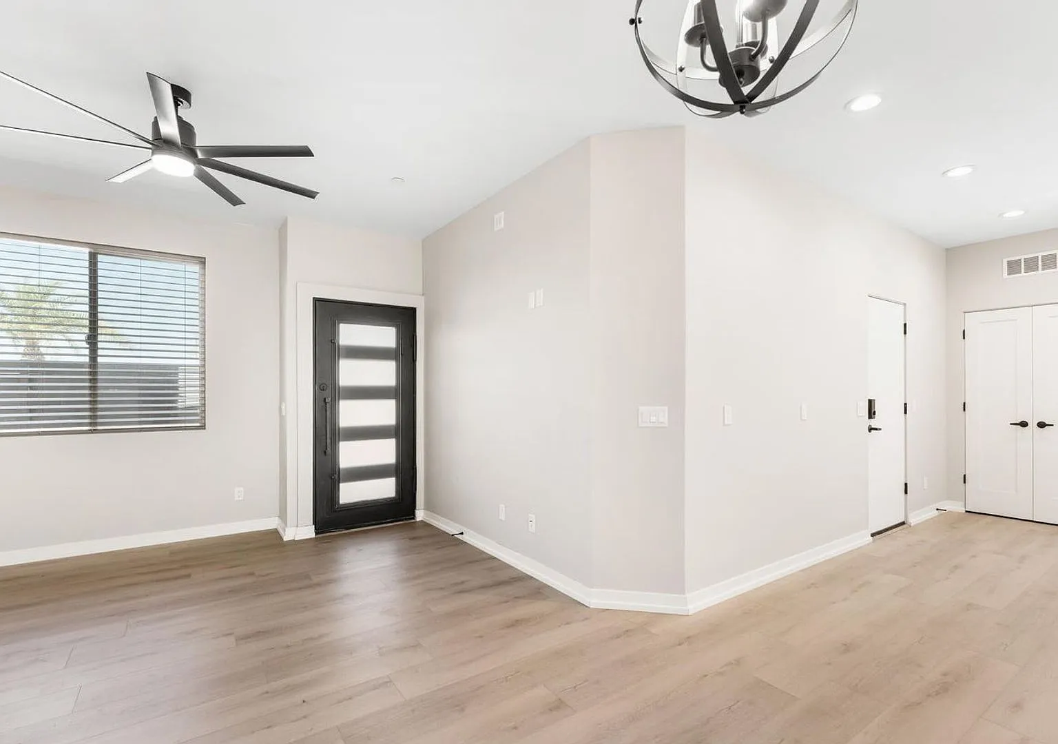 1 Bedroom - 1 Bath Condo — Photo 4