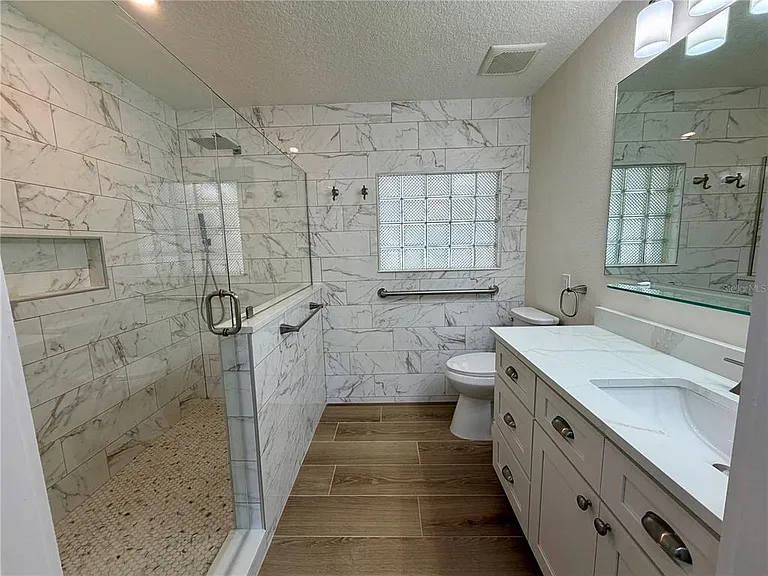 301 S Seminole Ave — Photo 23