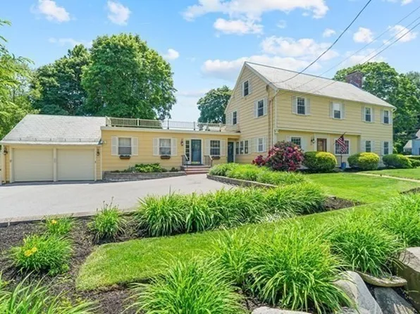 246 Woburn St, Reading, MA 01867