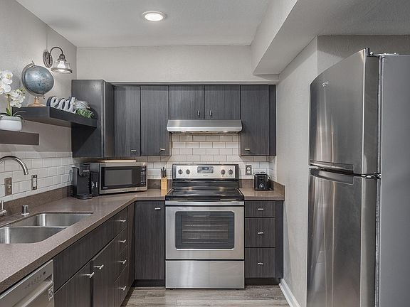 2nd image of 1323 Kalakaket St