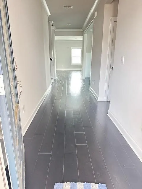 5 bed, 5.0 bath, 3244 sqft, $3,400 — Photo 3