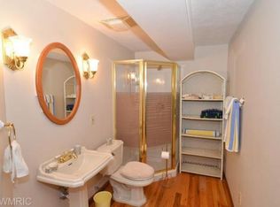 71217 Kline Rd, Niles, MI 49120