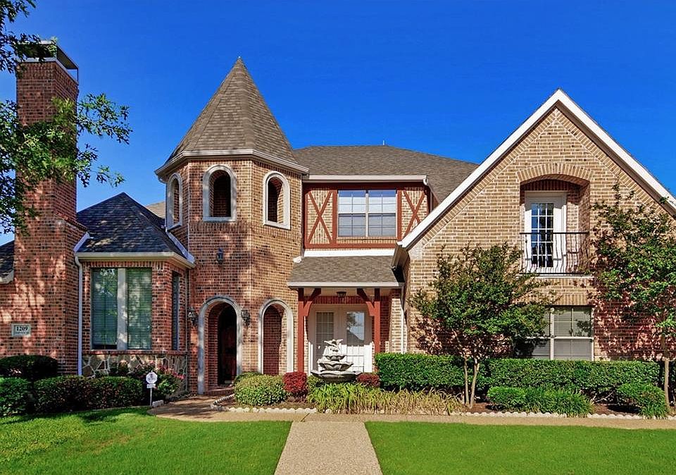 1st image of 1209 Dartmouth Cir