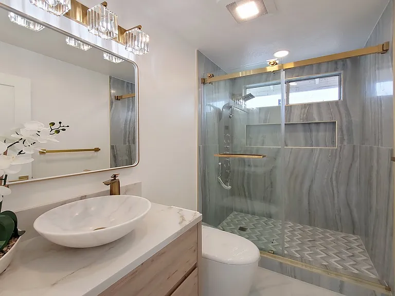 220 S Linhaven Cir — Photo 25
