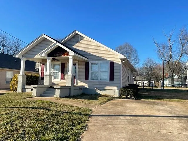 2 bed, 967 sqft, $1,400 — Photo 2