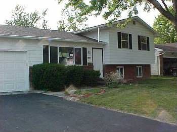 2nd image of 3405 Castleton St