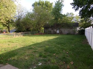 2509 Hillside St, Lexington, MO 64067