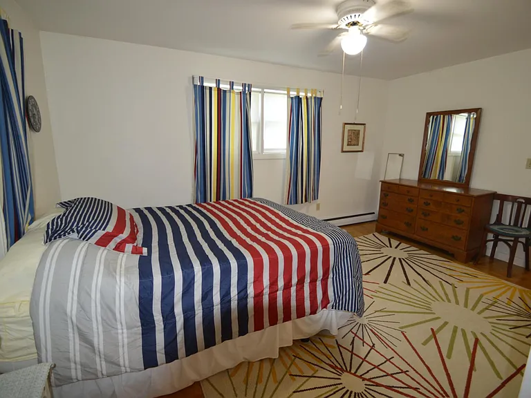 28 Merton Rd #2 — Photo 5