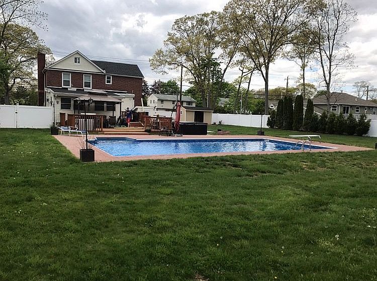 1st image of 25 Laurel Ave