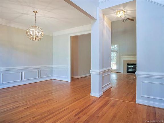 4th image of 4120 Belle Meade Cir