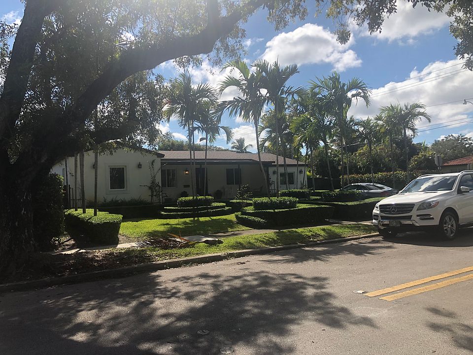 2nd image of 6286 SW 12th St
