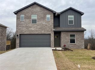 5667 Selah St, Springdale, AR 72764