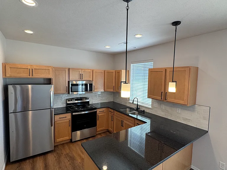 8400 E Rich Ave — Photo 7