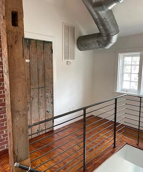 19 W 2nd St — Photo 16