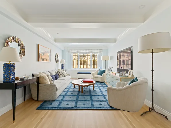 28 East 10th Street image 1 of 9