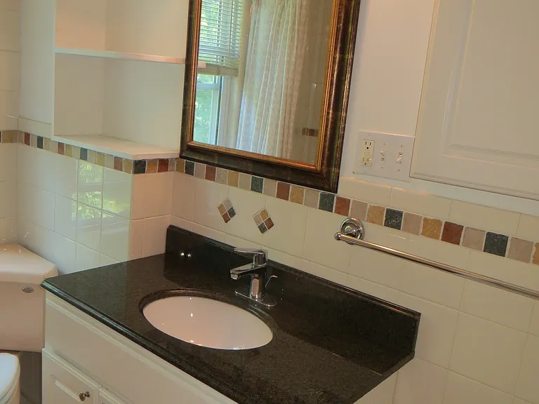 37 Spring St #37 — Photo 10