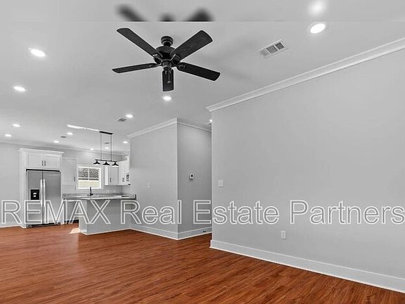 5th image of 43 Dearman Rd #3196452864