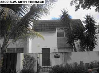 3800 SW 60th Ter, Davie, FL 33314