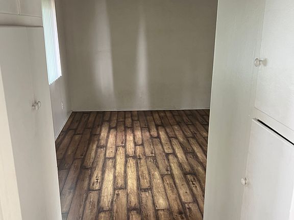5th image of 647 Shalimar Dr #D